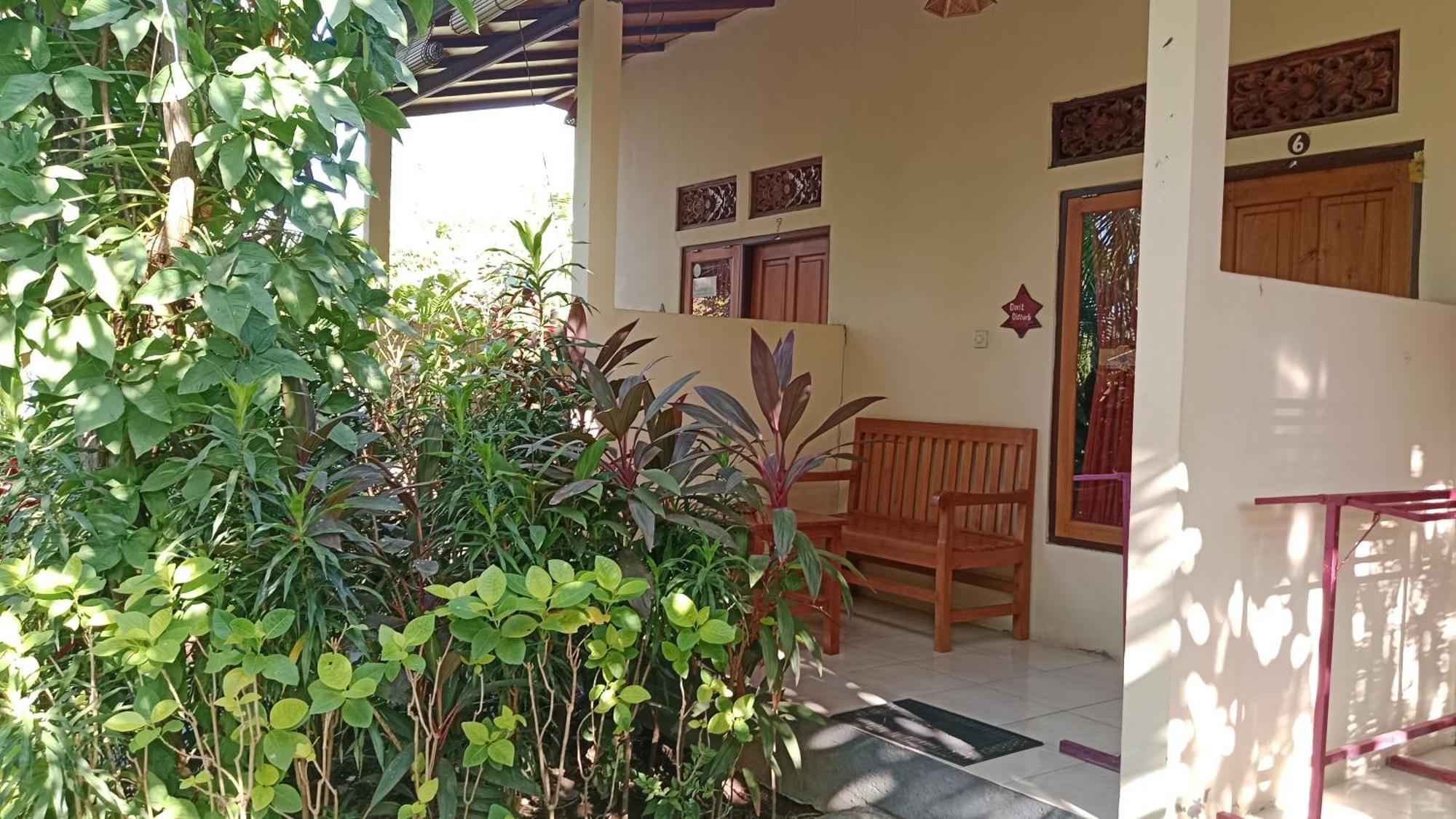 Van Santri Homestay Pemuteran Екстериор снимка