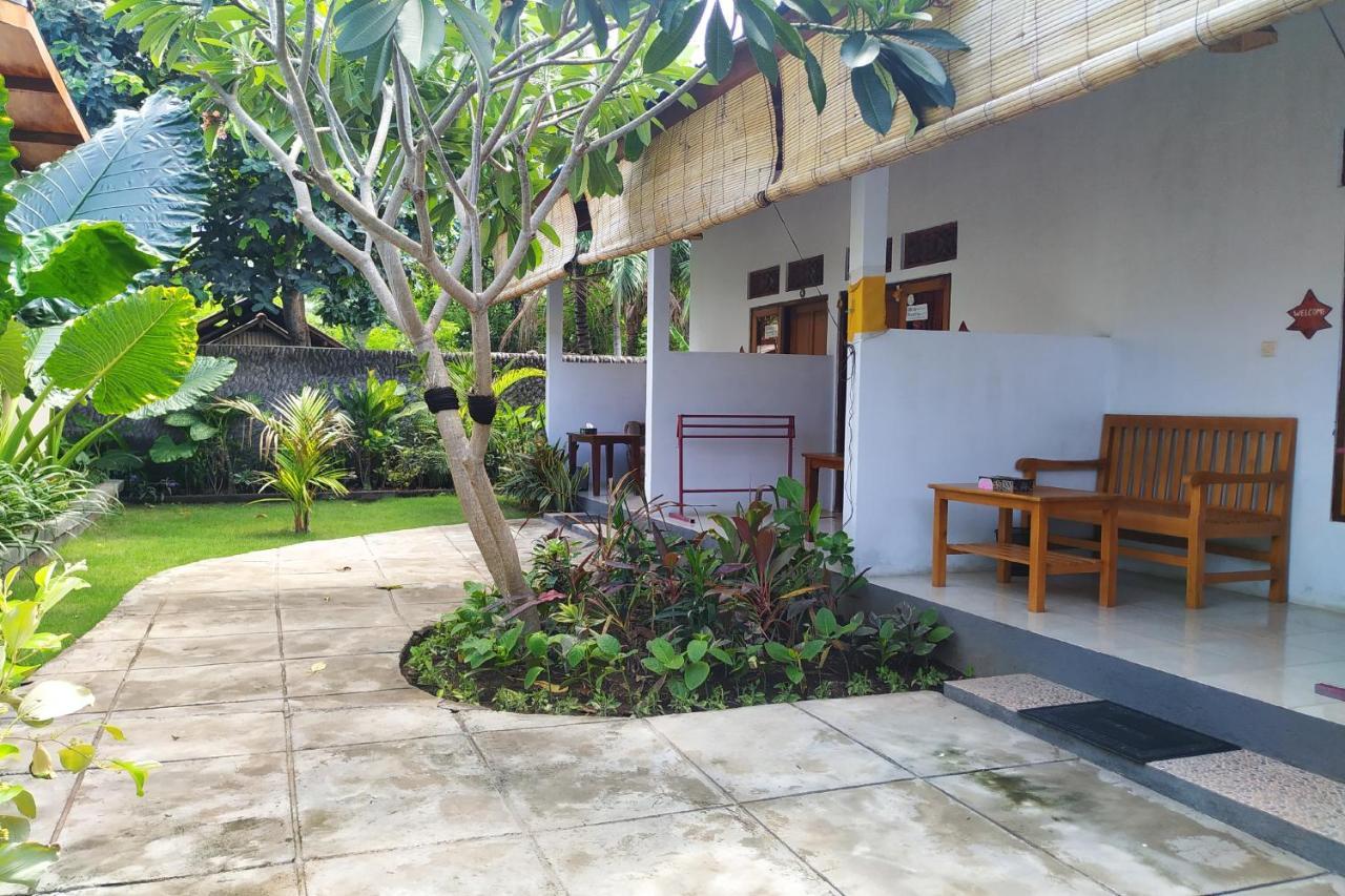 Van Santri Homestay Pemuteran Екстериор снимка