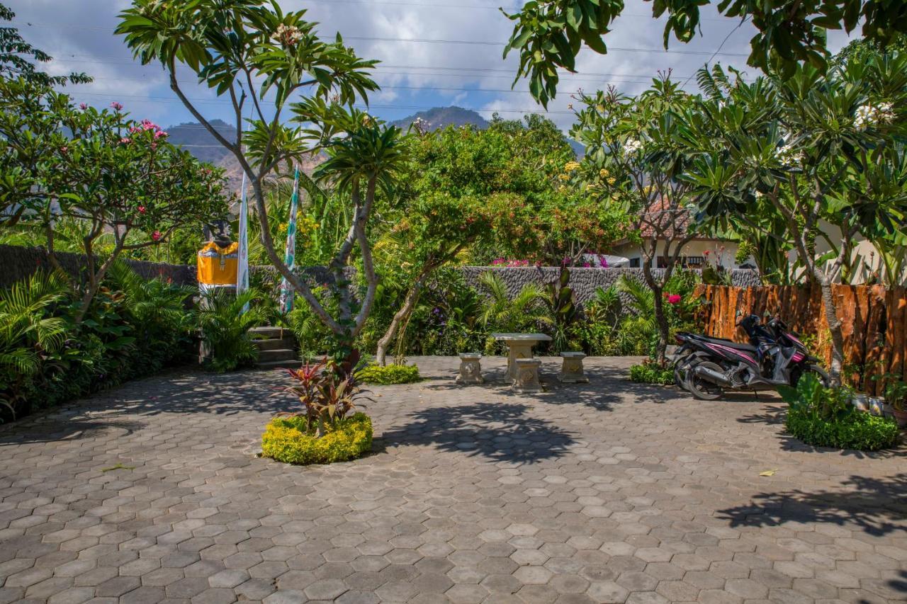 Van Santri Homestay Pemuteran Екстериор снимка