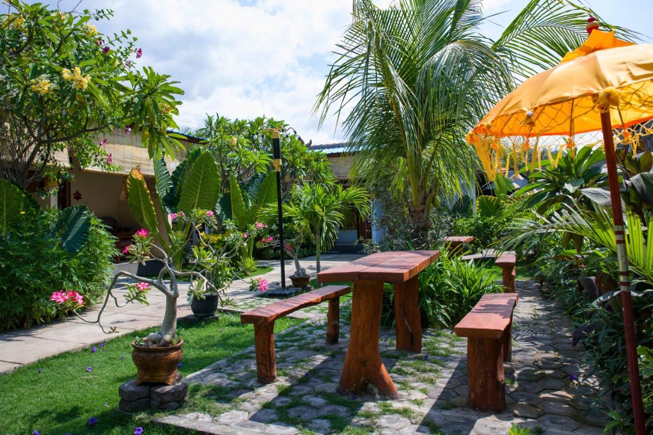 Van Santri Homestay Pemuteran Екстериор снимка